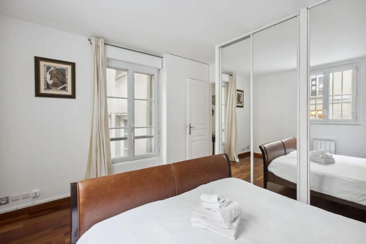 Mabillon - St Germain Paris City Apartment Francja