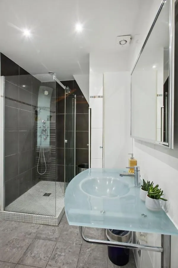 Mabillon - St Germain Paris City Apartment 0*,